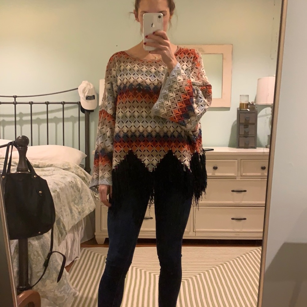 Free people fringe bottom poncho sweater size XS
